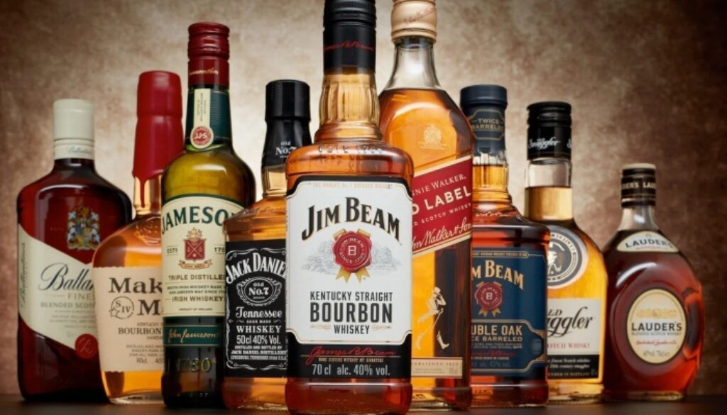 Perbedaan Whisky, Vodka, Rum, dan Gin yang Wajib Kamu Tahu