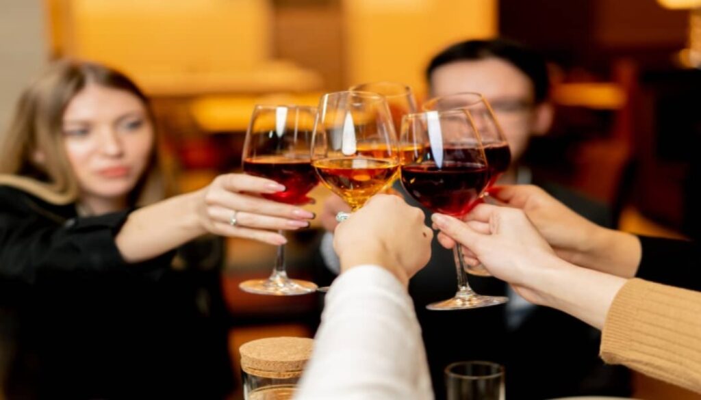 Rekomendasi Minuman Alkohol Terbaik untuk Santai dan Party
