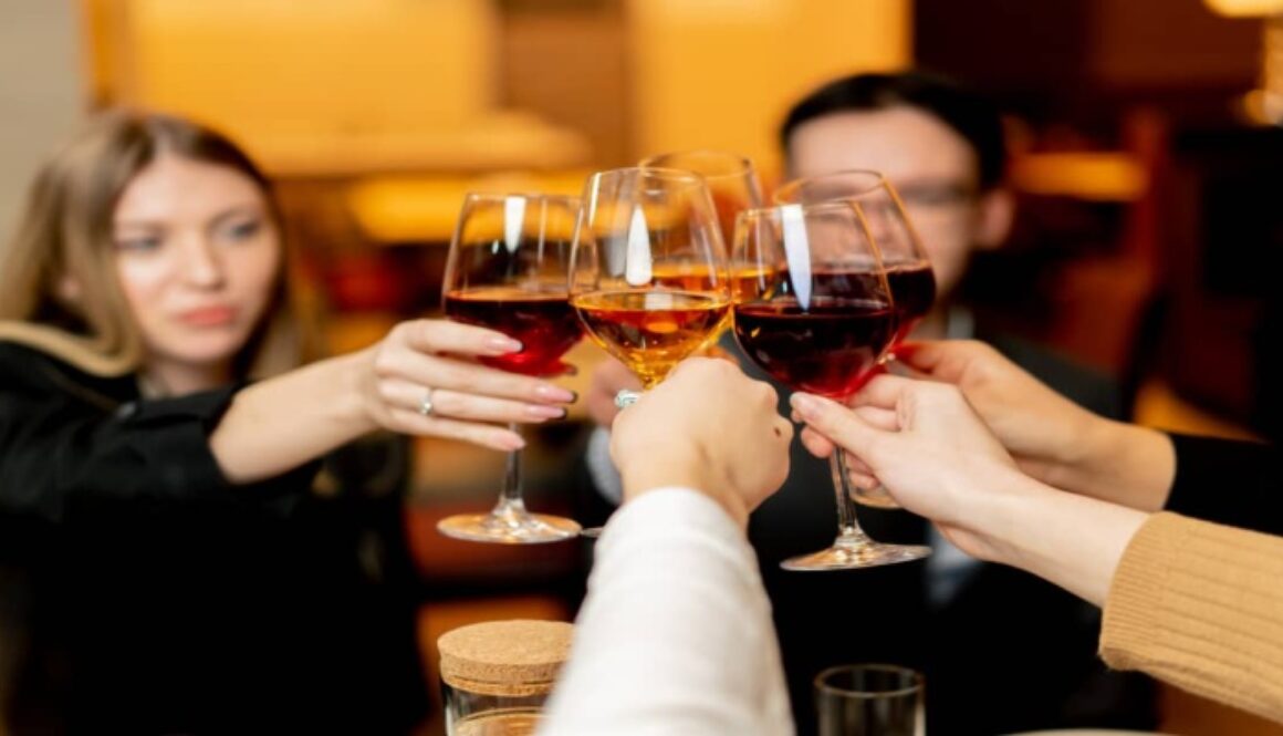 Rekomendasi Minuman Alkohol Terbaik untuk Santai dan Party